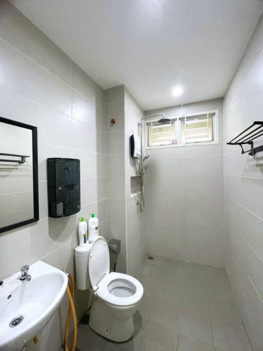 Cozyhouse 4Room 3Bath Room 10Pax'''Simpangampattasek Simpang Ampat  المظهر الخارجي الصورة